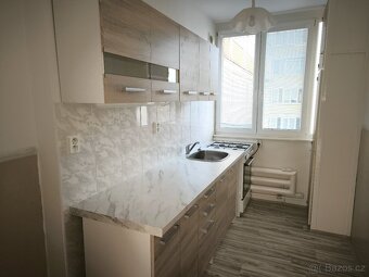 Pronájem pěkného bytu 3 + 1 z lodžií v Liberci, Králův Háj, - 9