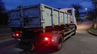 Iveco ML 80 E hákový nosič kontejneru - 9