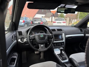 Škoda Octavia II RS 2.0tdi (125kw-CEGA) DSG-NAVI-TAŽNÉ-18”- - 9