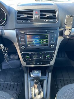 Škoda Yeti, 2.0 TDI 103kW 4X4 DSG PANO XEN - 9