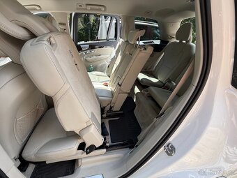 Volvo XC90 7.MÍST AWD B&W 93.000 najeto - 9