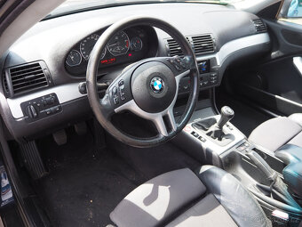 BMW Řada 3 330 CI - 9