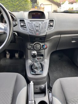 Ford Fiesta 1.25i benzin 11/2016 78tis km - 9