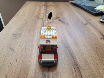 Lego City Satellite Launch Pad 3366, 2011 - 9