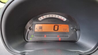 Citroen C3 1,1 benzín 2006 - 9