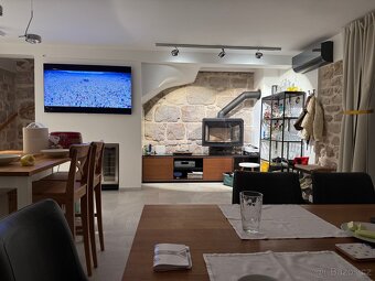 Prodej domu v Chorvatsku s olivovníkovou zahradou - 9