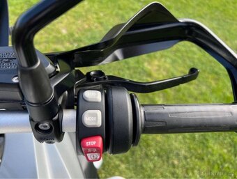 Prodám BMW R 1200 GS LC ODPOČET DPH 30500 KM - 9