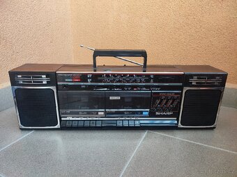 PORTABLE STEREO COMPONENT SYSTEM SHARP WF-340E(BK). - 9