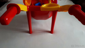 Dětské plastové kolečko a set nářadí na písek - 9