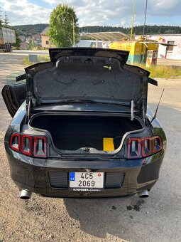 Prodám Ford Mustang 2014 3.7 - 9