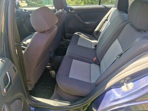 Škoda Octavia 1.8 T 4x4 liftback - 9