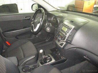 Hyundai i30 1,6 CRDi 115 - 9