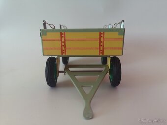 Traktor s valníkem - KDN - 9