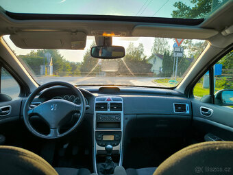 Peugeot 307 SW 2.0 HDI(100kw)7 míst Klima Panorama - 9
