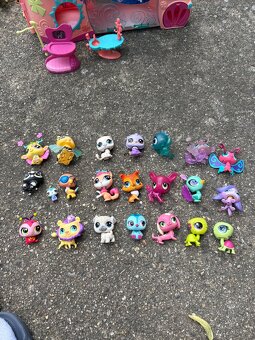 Littlest pet shop - 9