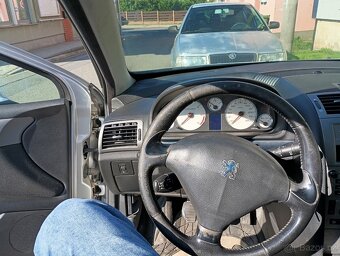 Peugeot 407 SW - 9