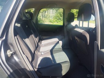 Renault Megane Scenic 1.5 DCi - 9