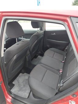 Hyundai i30 hatchback - 9