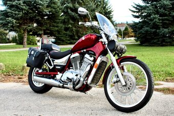 Suzuki Intruder 800 - 9