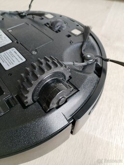 Robotický vysavač Miele Scout RX1 - 9