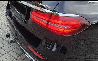 Mercedes-Benz E220 CDI T 4MATIC 143kW - 9