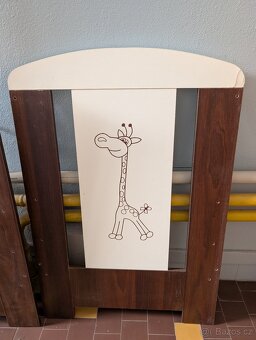 Dětská postýlka dřevěná 120x60 cm - 9