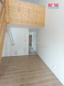 Prodej apartmánu s galerií 2+kk, 44 m², Svratouch - 9