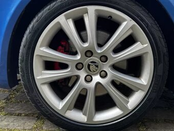 Škoda Octavia 2.0 TDi RS 125kW Xenony Tažné Kůže Tempomat - 9