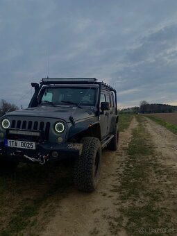 Jeep wrangler rubicon 2.8crd - 9