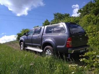 Toyota Hilux - 9
