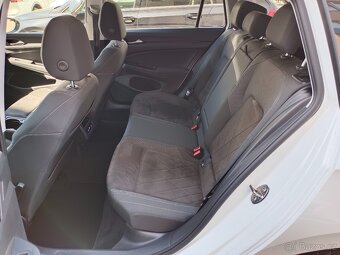 VW Golf 8 Variant 2.0TDI 110kW DSG 99tkm Virtual Tažné ACC - 9