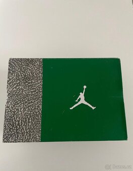 Air Jordan 3 Retro „Pine Green“ - 9