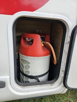 Prodám obytné auto - 9