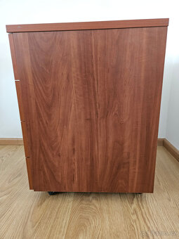 Psací stůl 140 x 60/90 cm s kontejnerem - 9