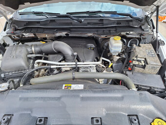 Dodge RAM 2500 - 9