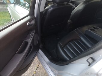 Jaguar X-Type 2.5 V6 - 9