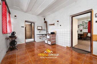 Prodej historické chalupy 120 m2, pozemek 1726m2 - Polička - - 9