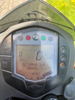 KTM Duke 125 - 9