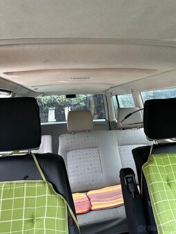 Volkswagen Caravelle - 9