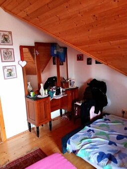 Prodám starožitnou ložnici - 9