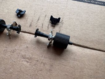 ROLOVACI KOLECKA NA MULTIFUNKCNI VOLANT - 9