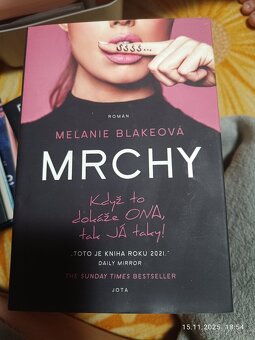 Prodám více knih - 9