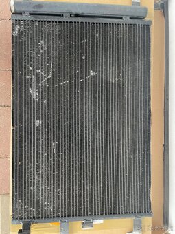 Audi RS3 rok 2023 dily na predek - 9