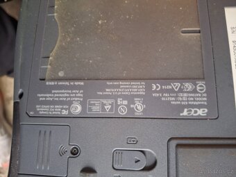 Staré notebooky 8 kusu - 9