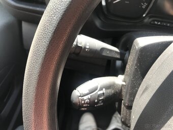 Opel Vivaro 1.5 CDTi r.v. 2023 88 kW 107 000 km ČR DPH - 9