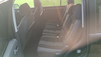 Prodám VW Touran 2l 103 kw - 9