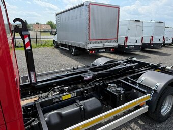 Iveco Daily 70C17 3.0HPT NOVÝ NOSIČ KONTEJNERŮ 7.200KG - 9