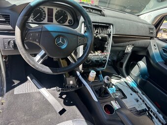Veškeré díly Mercedes Benz  b170 1.7 85kw bíla - 9