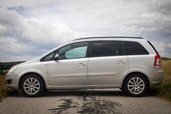 OPEL ZAFIRA 1.8 XER 103kW 2009 - 9