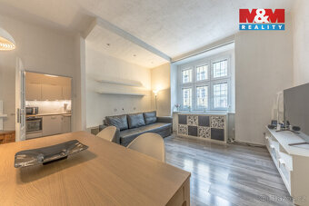 Prodej bytu 4+1, lodžie, 92 m², Praha, ul. Bartoškova - 9
